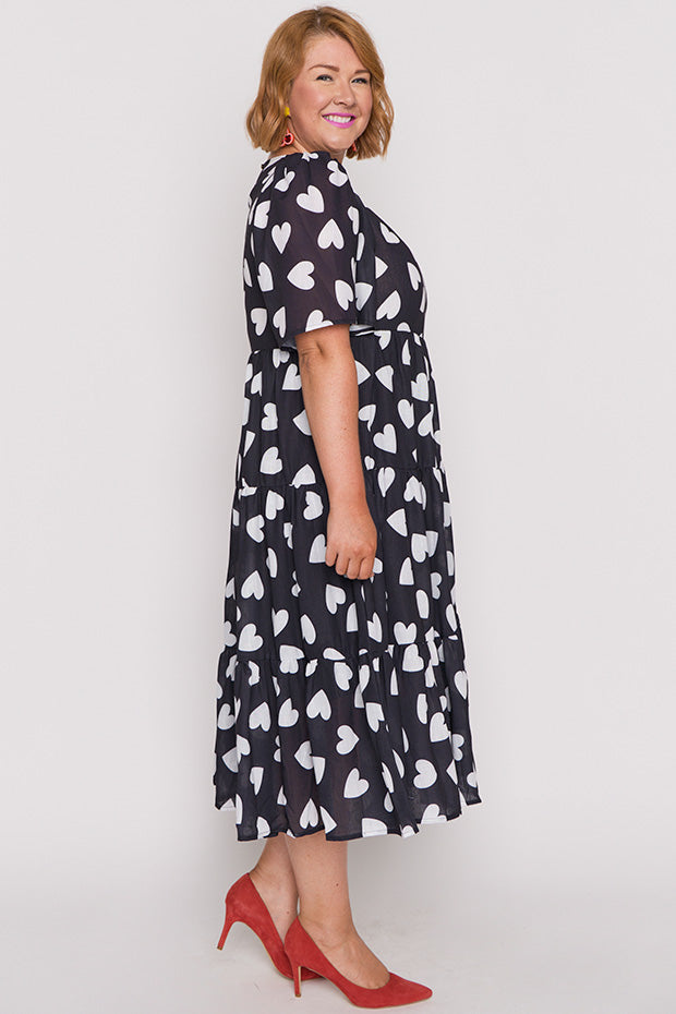 Saturn Hearts a Flutter Dress – Hearts a Flutter midi dress