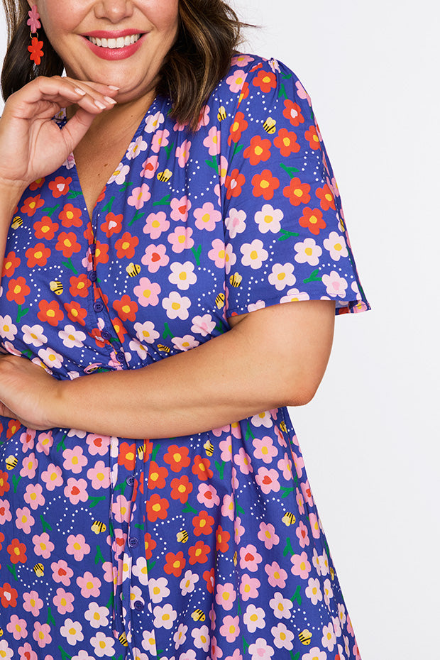 Marley Cotton Cute Daisy Bee Dress – Cute Daisy Bee midi dress