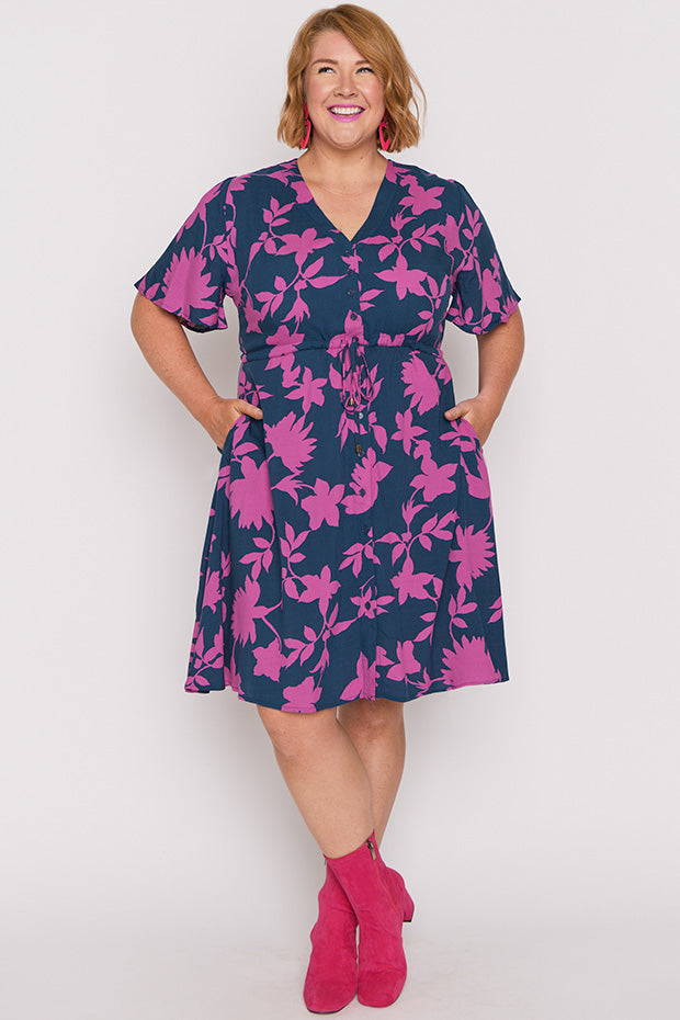 Jaz Contrast Ivy Dress – Contrast Ivy knee length dress