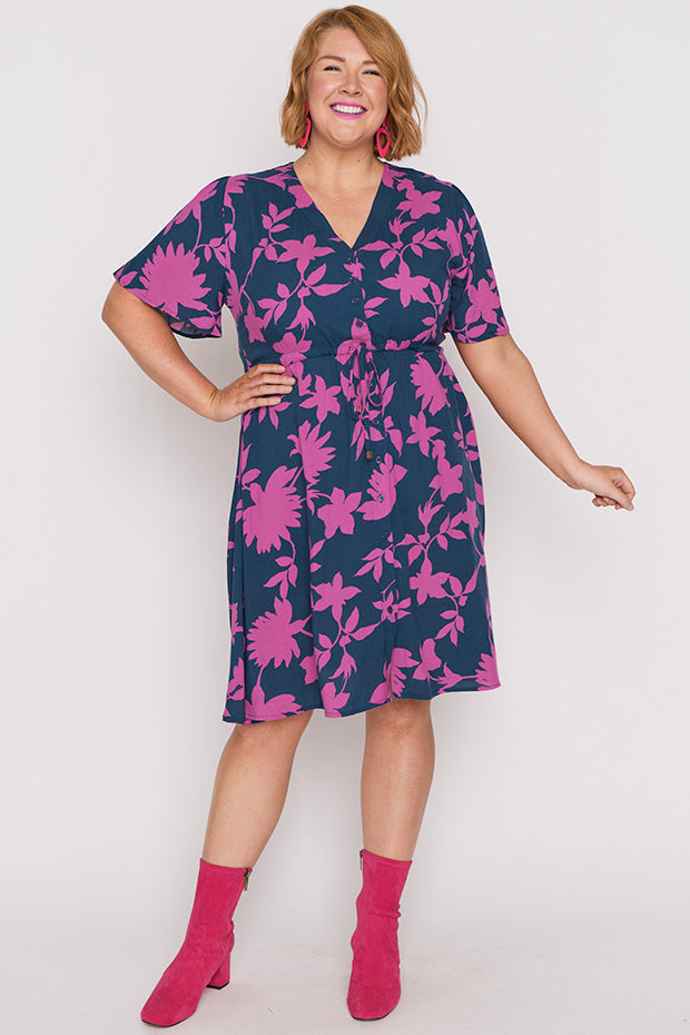 Jaz Contrast Ivy Dress – Contrast Ivy knee length dress