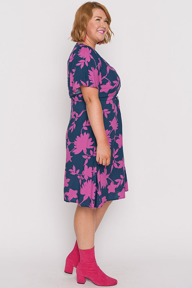 Jaz Contrast Ivy Dress – Contrast Ivy knee length dress