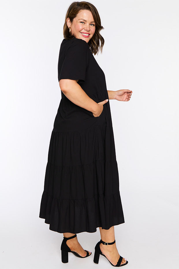 Mollie Black Dress – Black midi dress