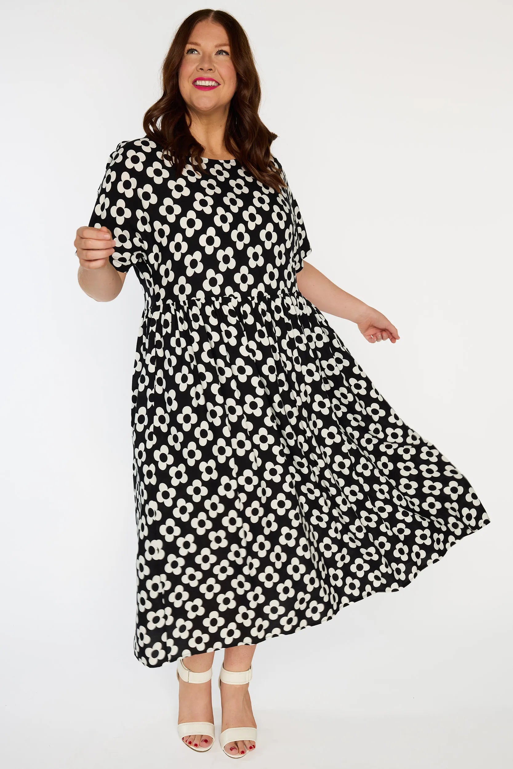 Iconic Black White Daisy Dress