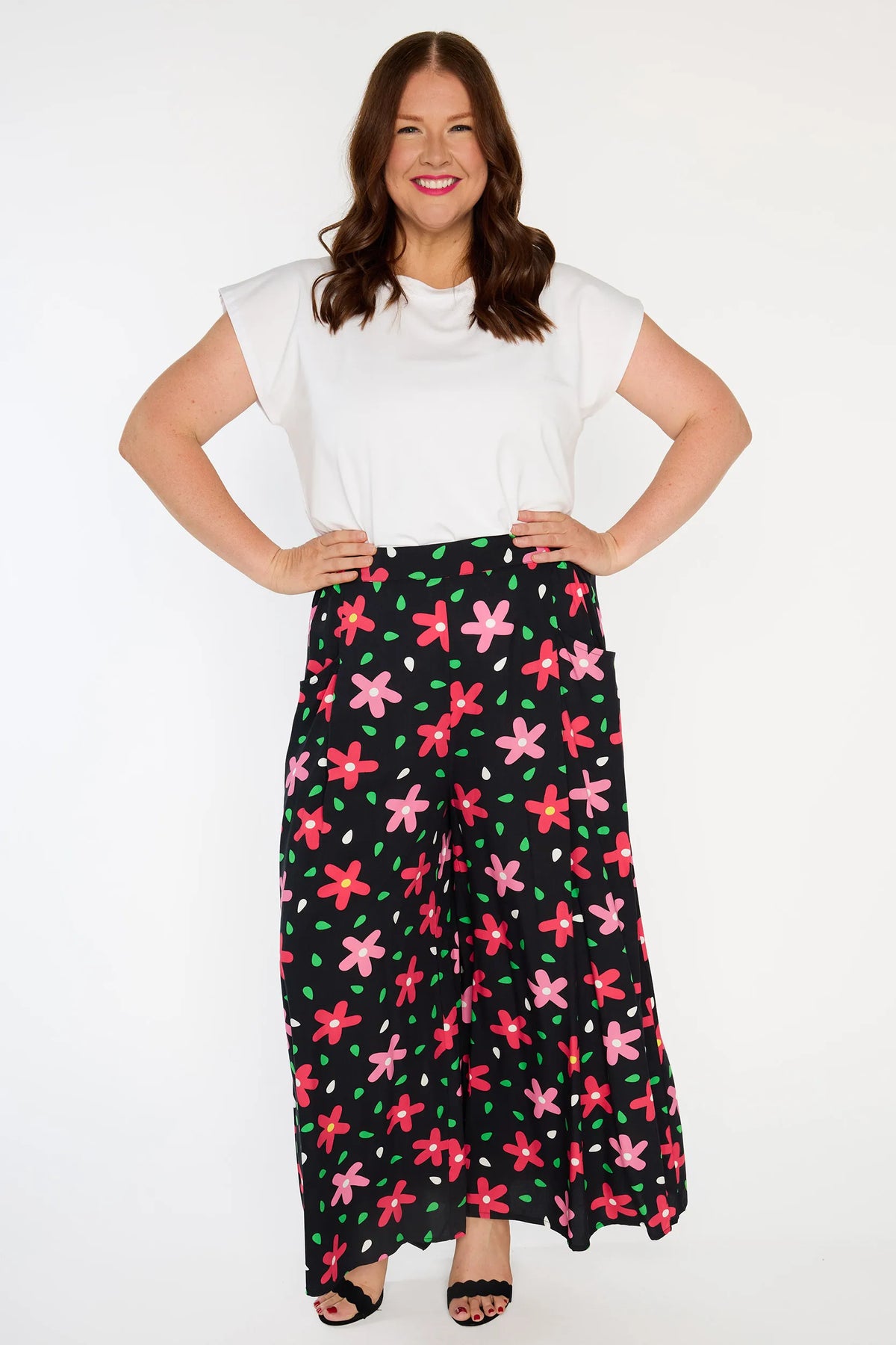 Xane Dancing Daisies Pant - navy, view 5