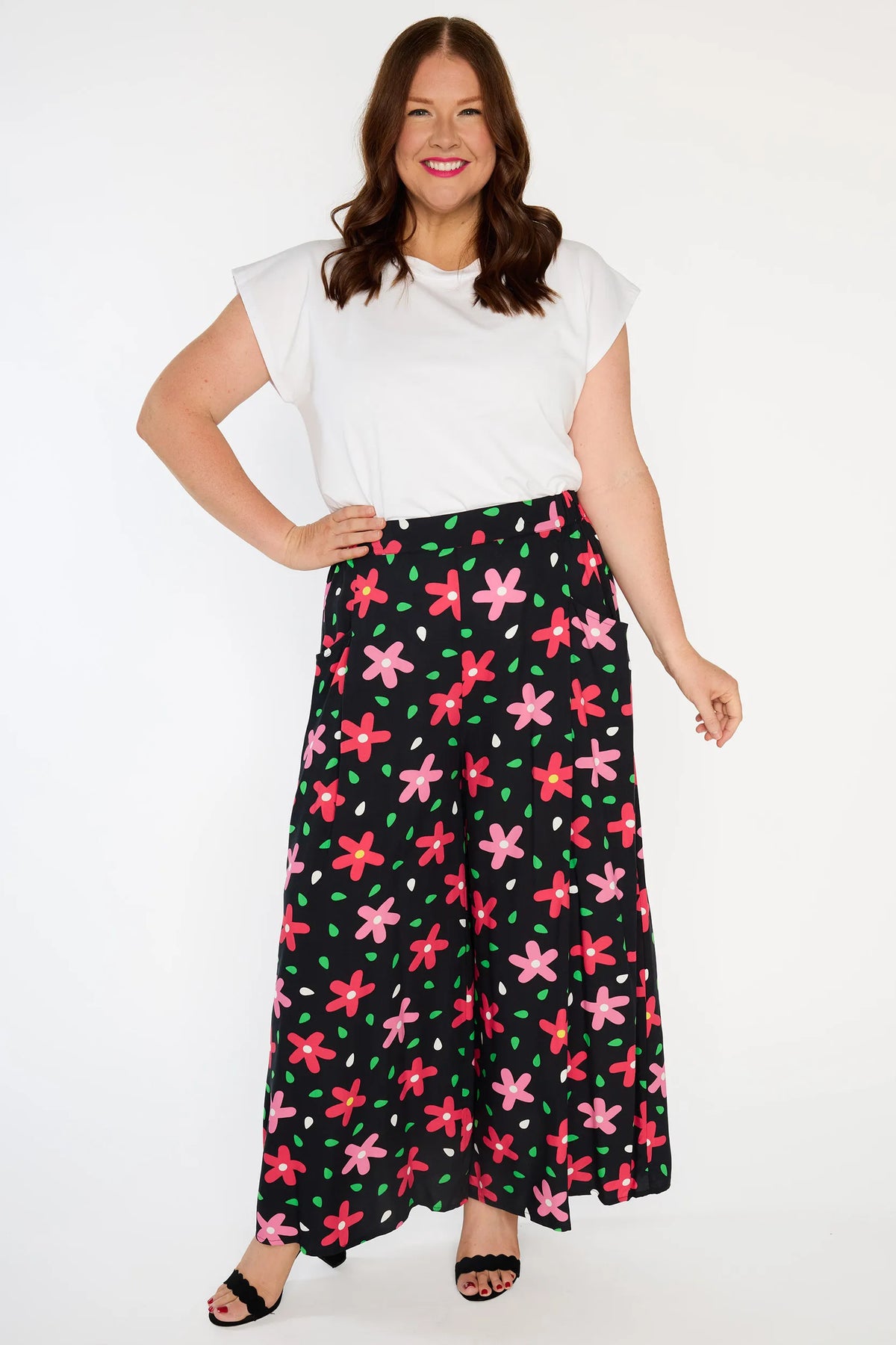 Xane Dancing Daisies Pant - navy, view 8