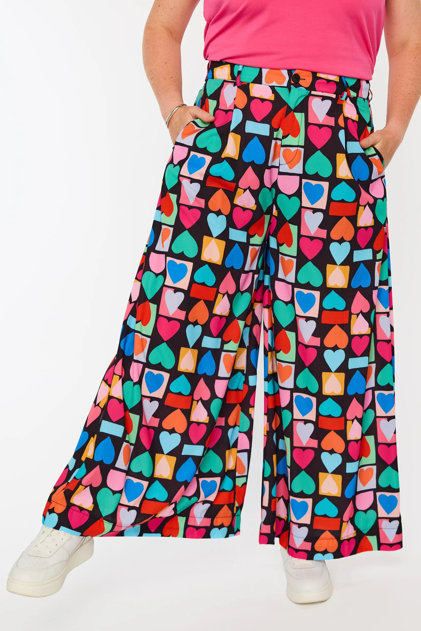 Zoey Geo Hearts Pant – Geo Hearts wide leg pants
