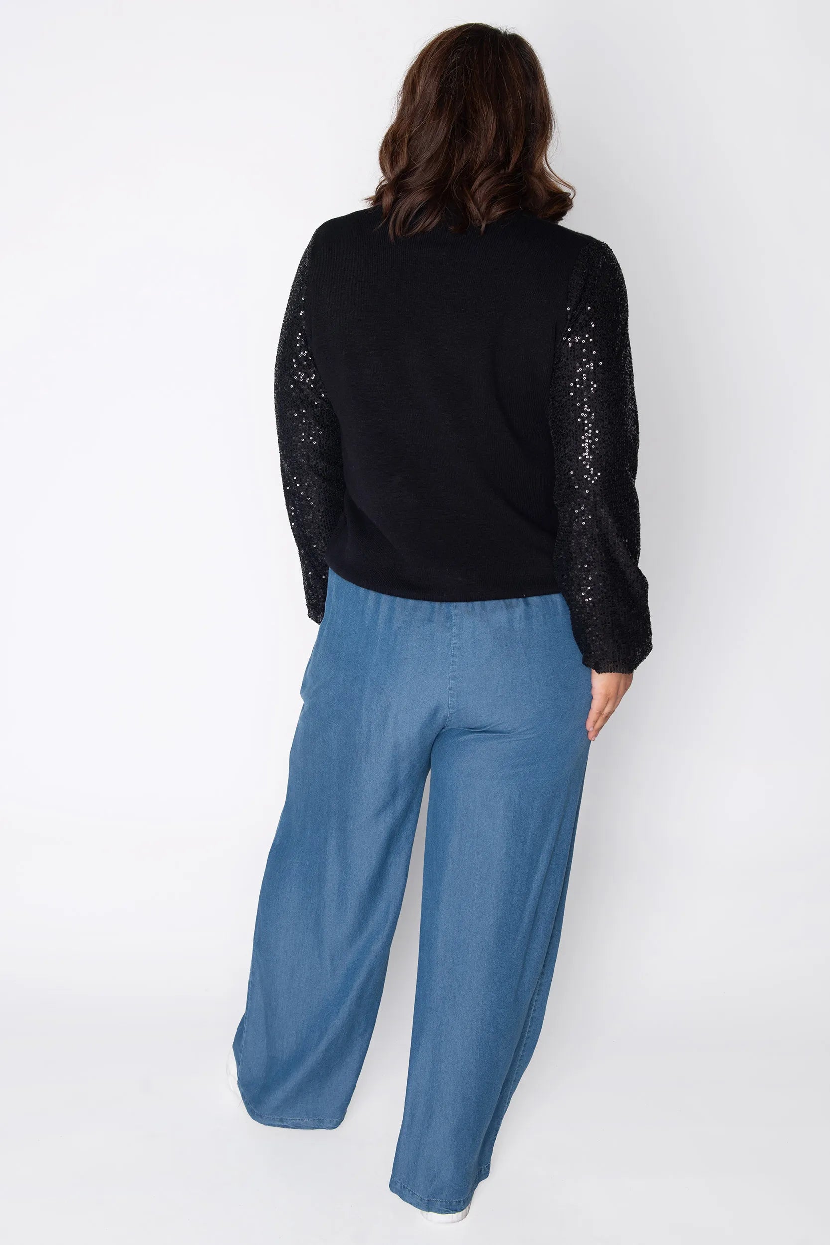 Sloane Black Cardi – Black knit jumper