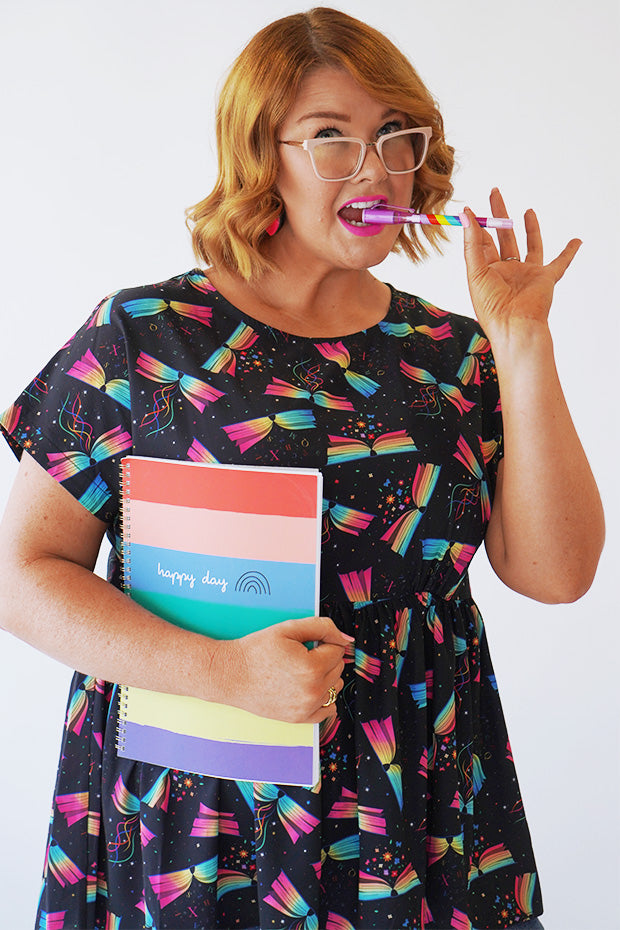 Betty Magic Of Books Top – Magic Of Books loose top