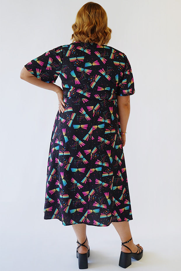 Marley Magic Of Books Dress – Magic Of Books midi dress
