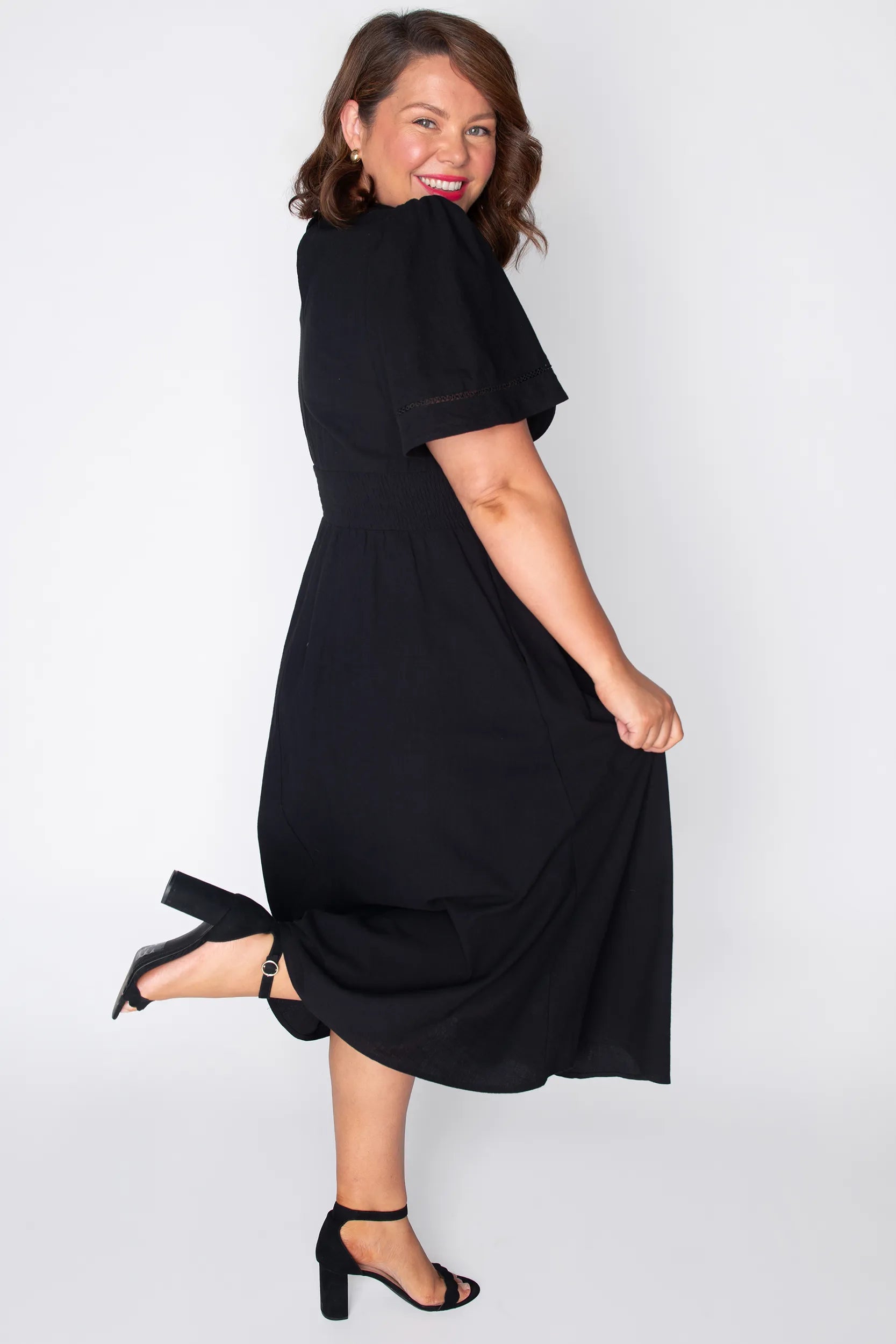Martina Black Dress – Black midi dress
