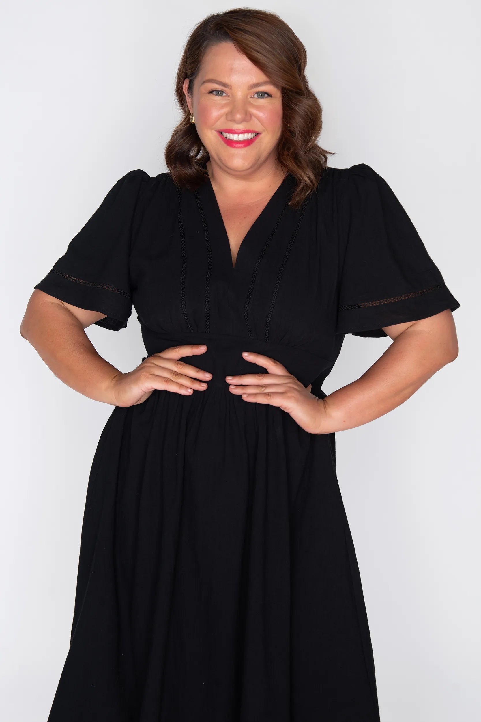 Martina Black Dress – Black midi dress
