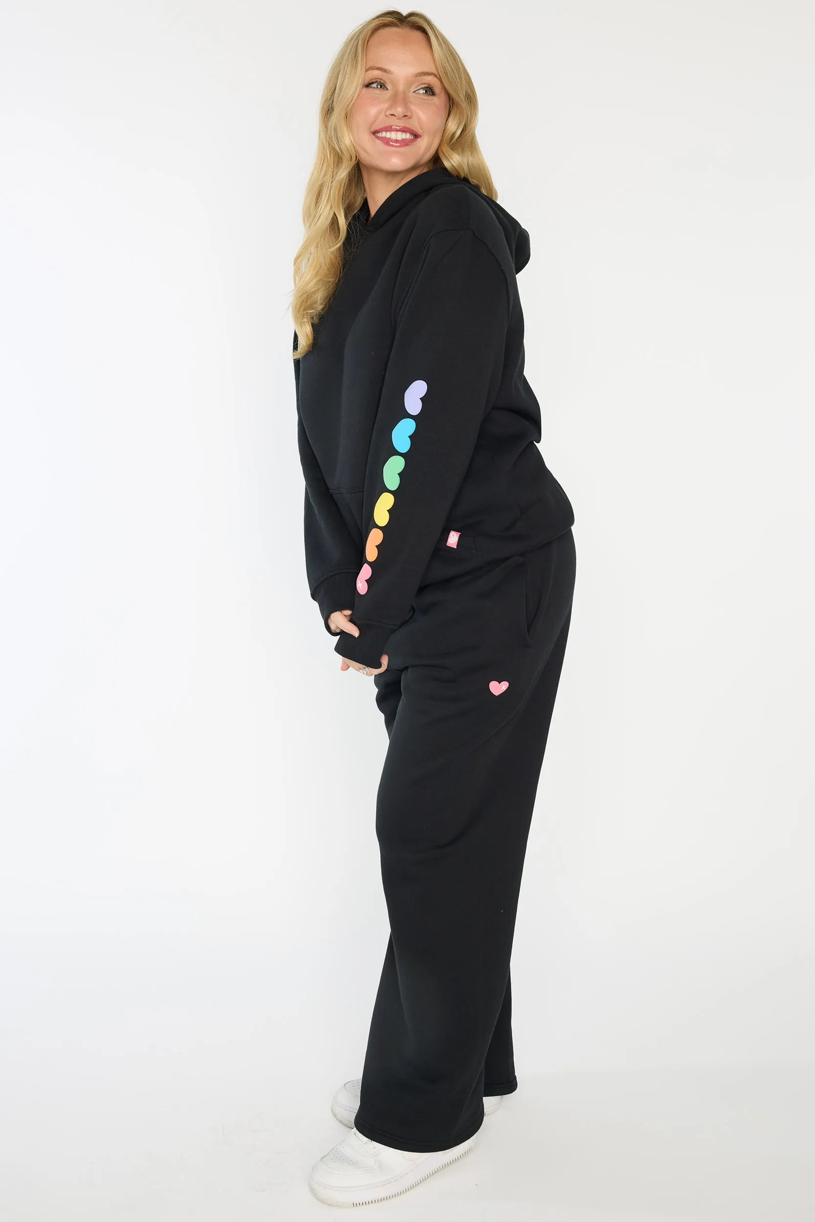 Monika Black Hoodie – Black fleece sweater