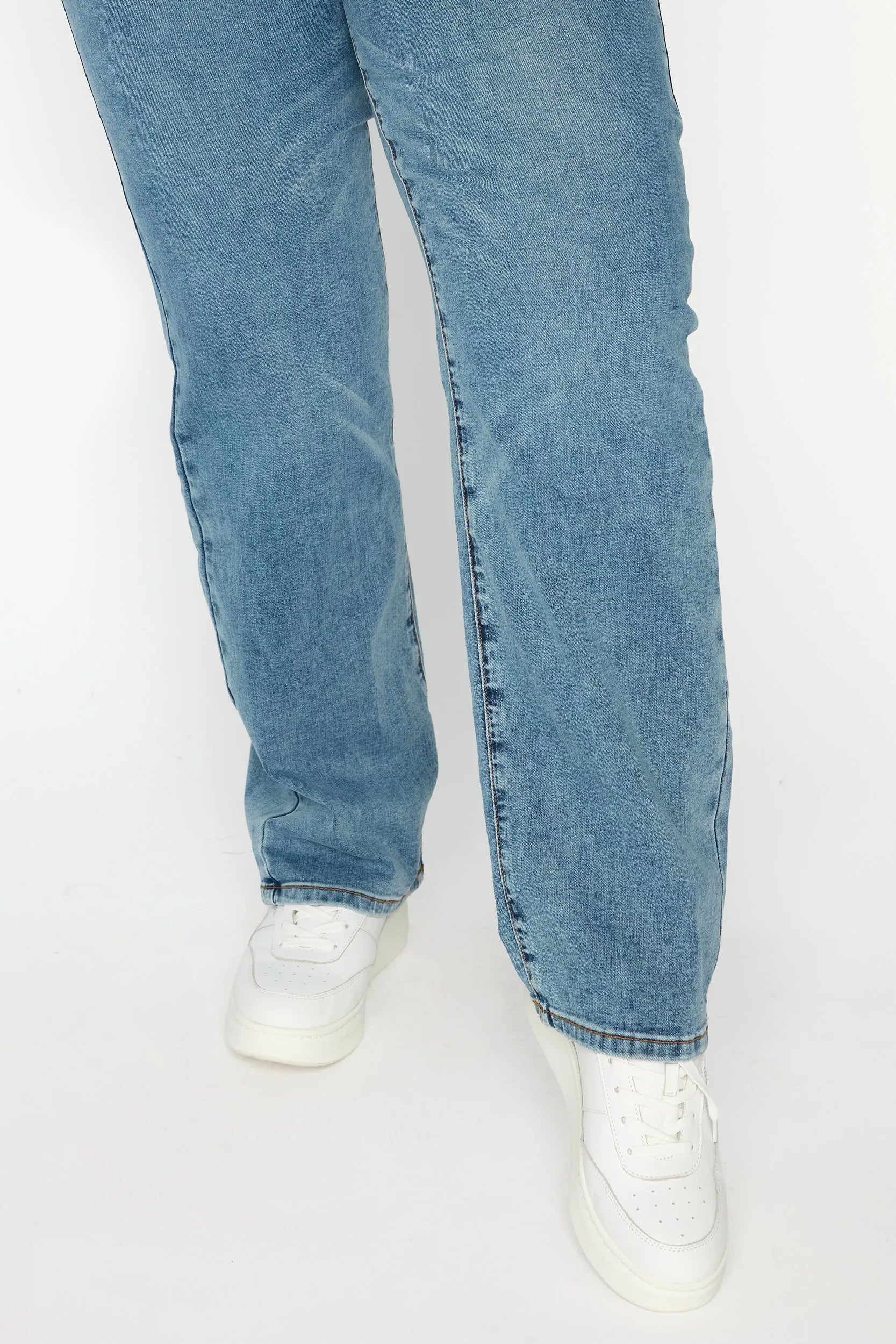 Taffy Straight Leg Denim Jean – Denim jeans