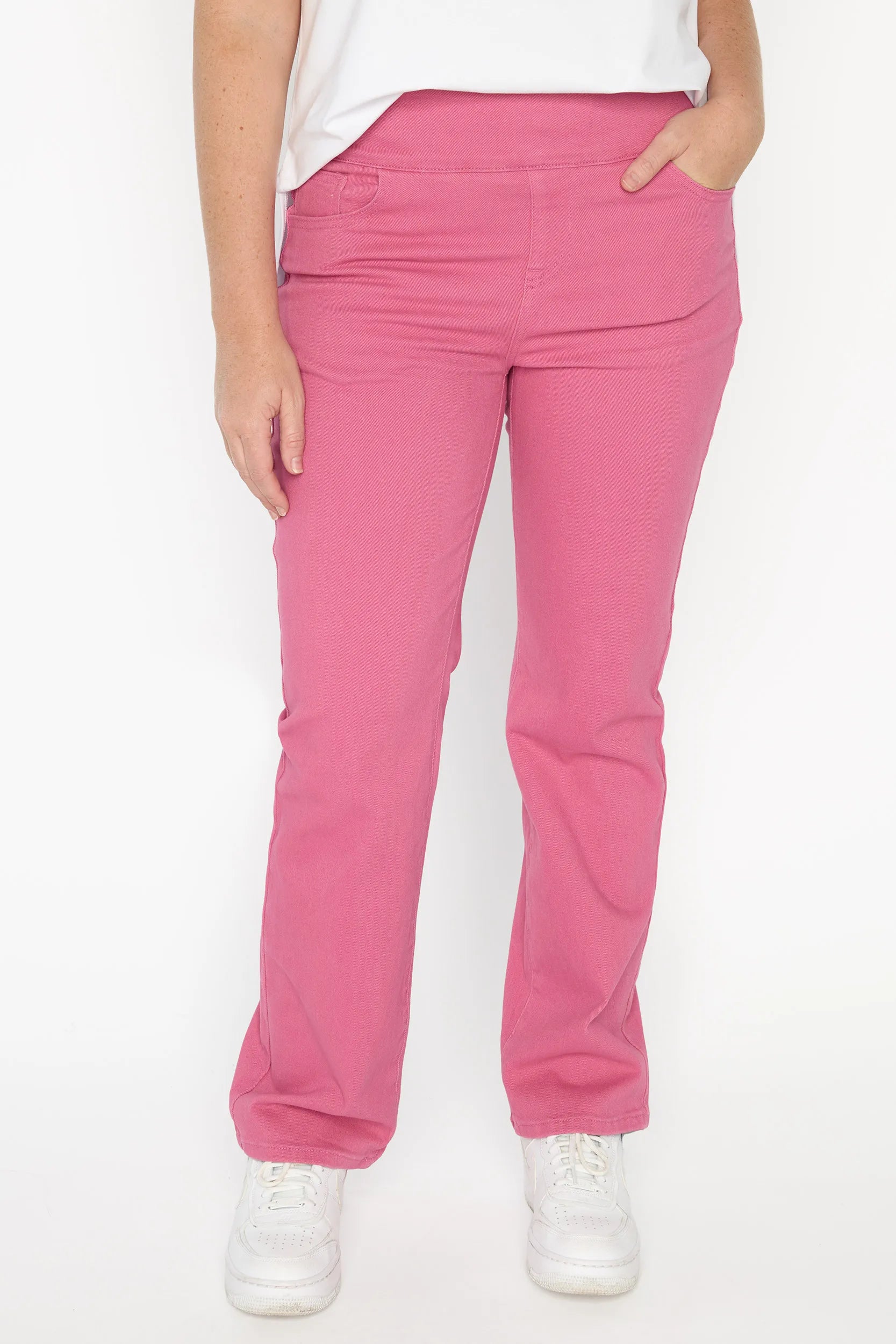 Taffy Straight Leg Pink Jean – Pink jeans