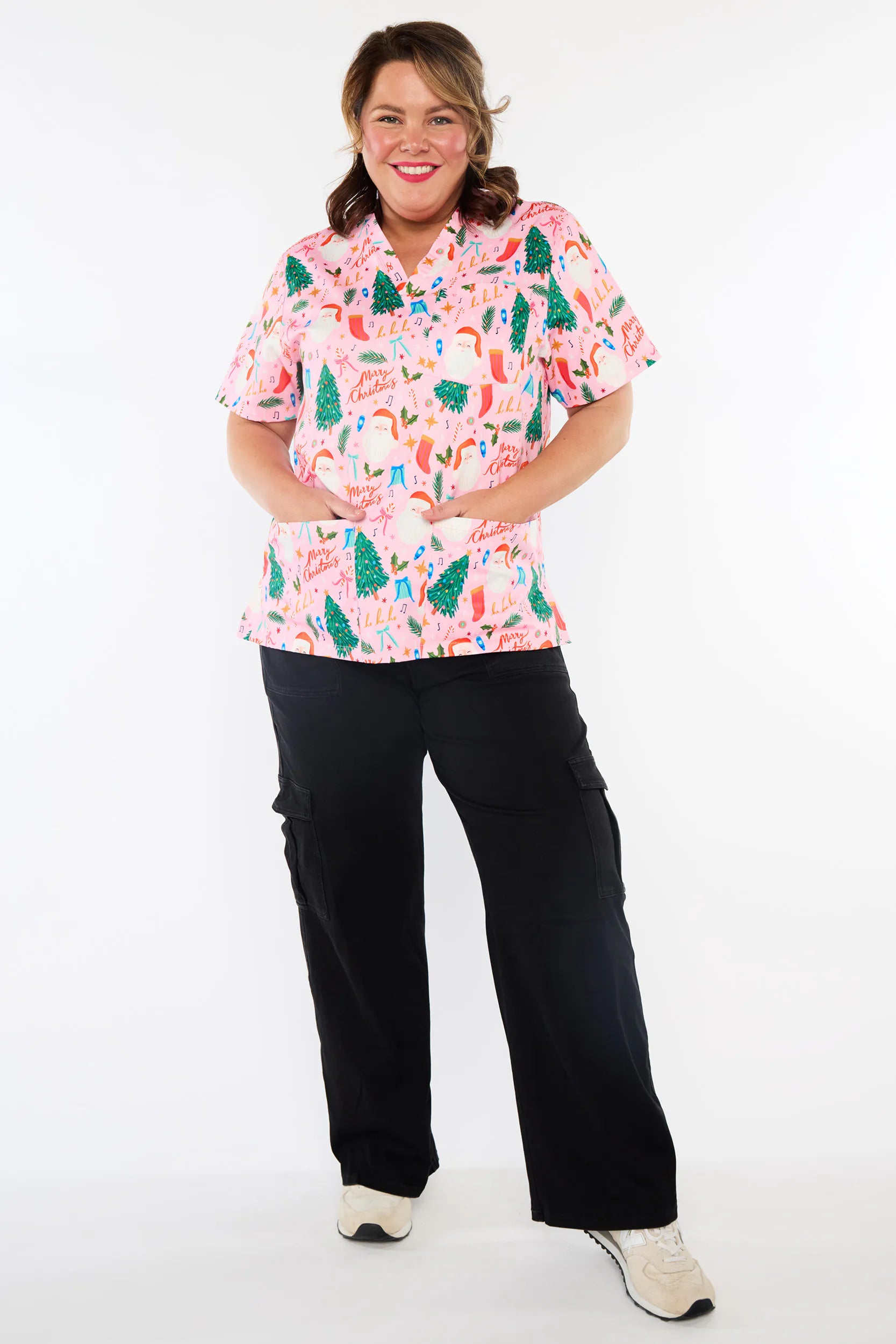 Meredith Vintage Christmas Scrub Top (Pre-Order)