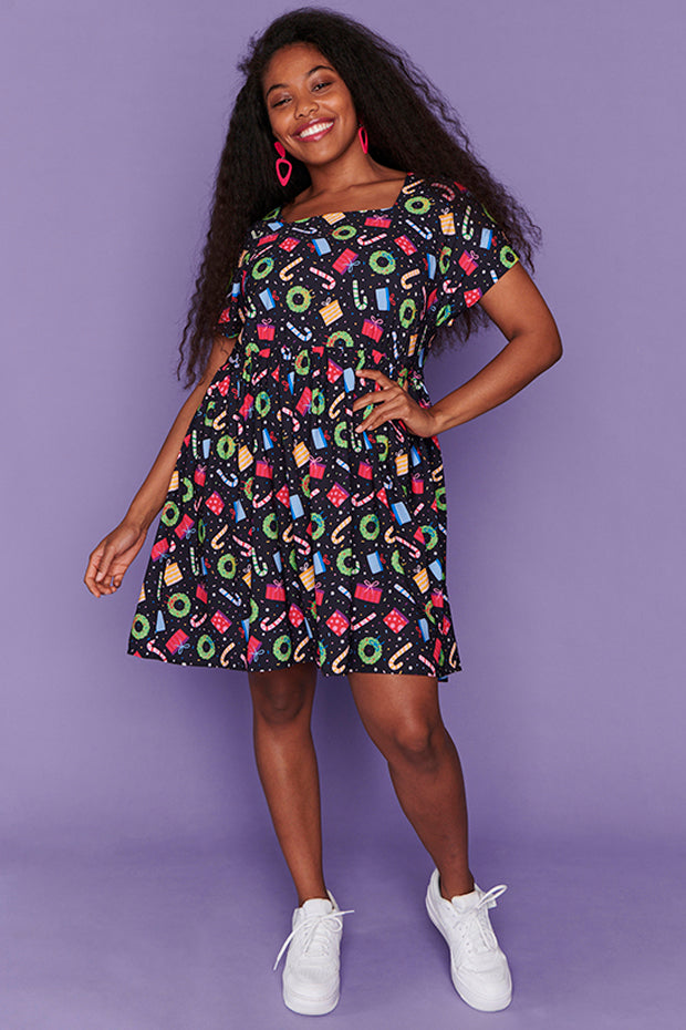 Arabella Confetti Christmas Dress – Confetti Christmas shift dress