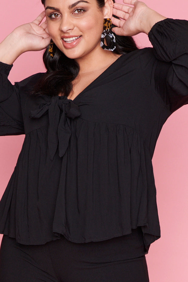 Focus Black Blouse – Black blouse