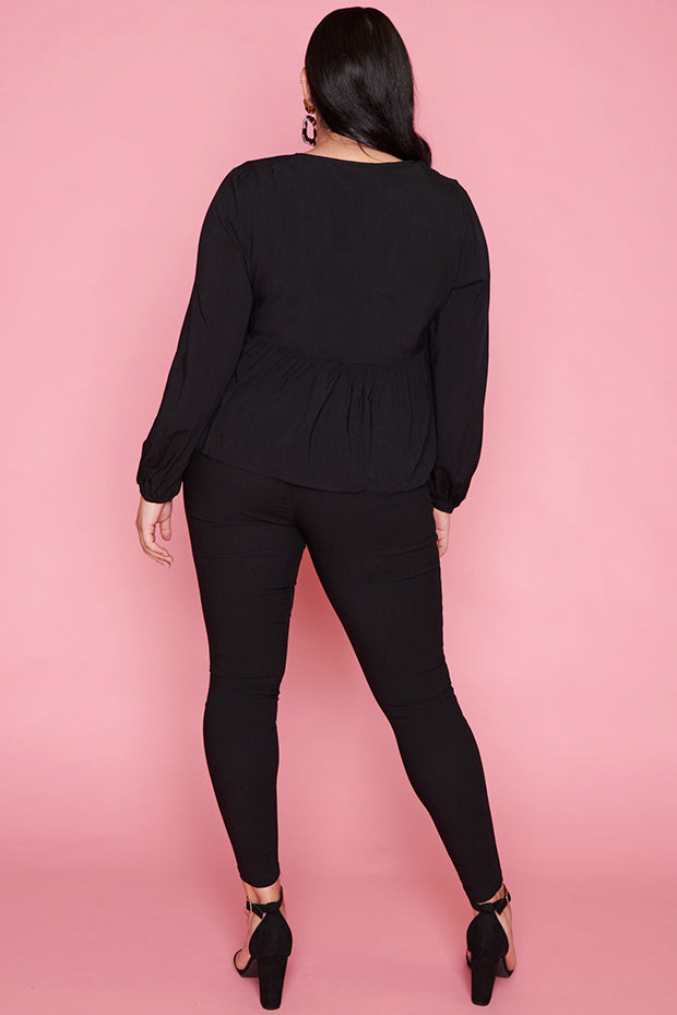 Focus Black Blouse – Black blouse