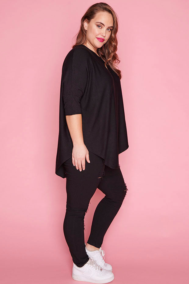 Gemini Black Knit – Black sweater