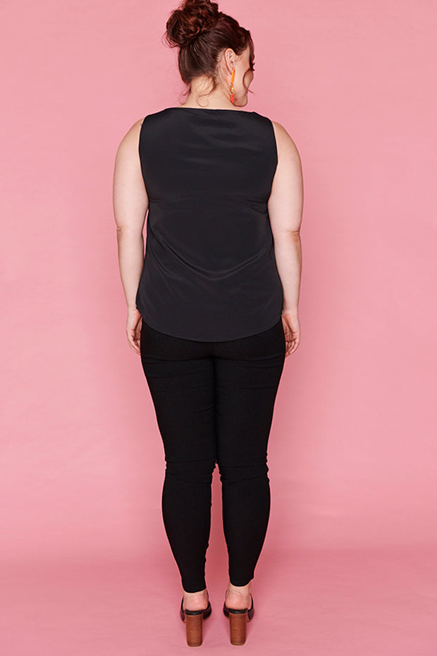 Gabrielle Black Top – Black loose top