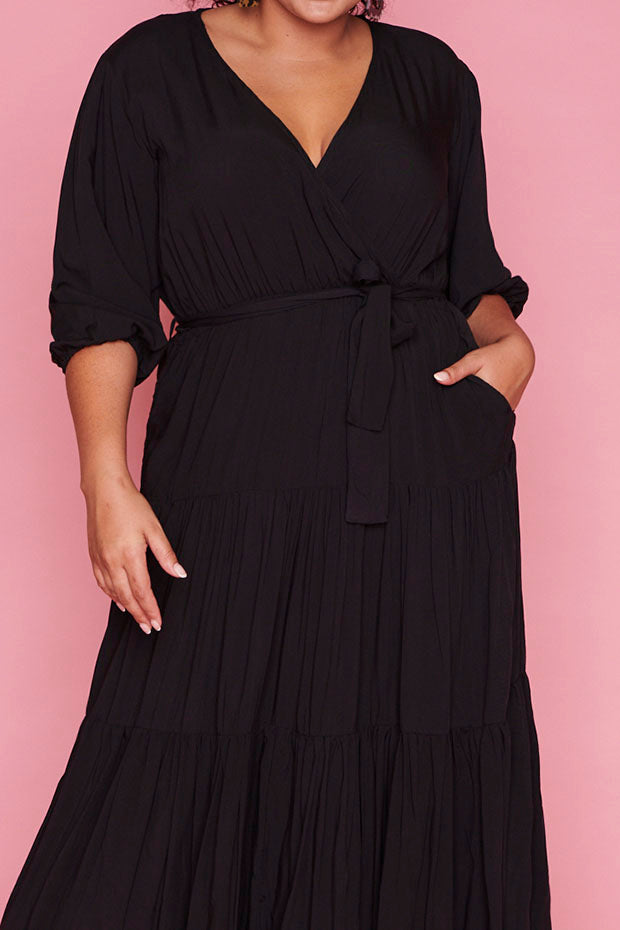 Chasing Black Dress – Black maxi dress