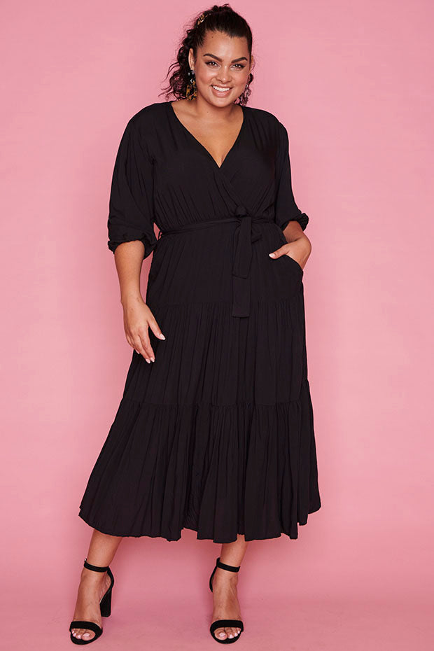 Chasing Black Dress – Black maxi dress