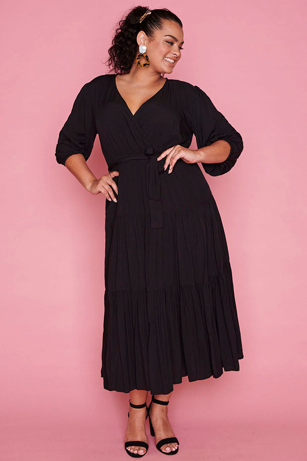 Chasing Black Dress – Black maxi dress