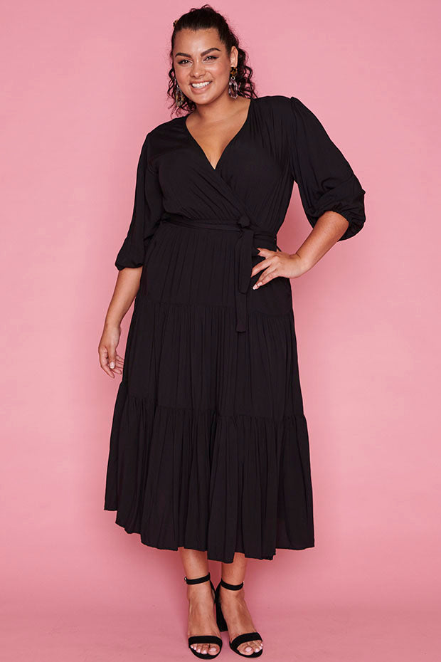 Chasing Black Dress – Black maxi dress