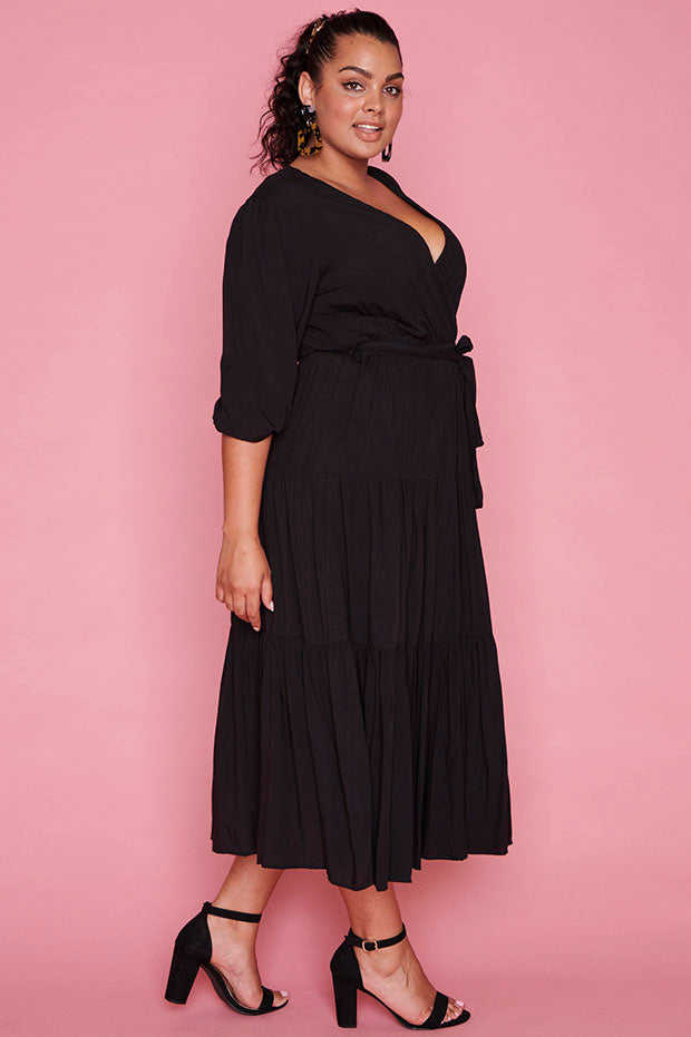 Chasing Black Dress – Black maxi dress