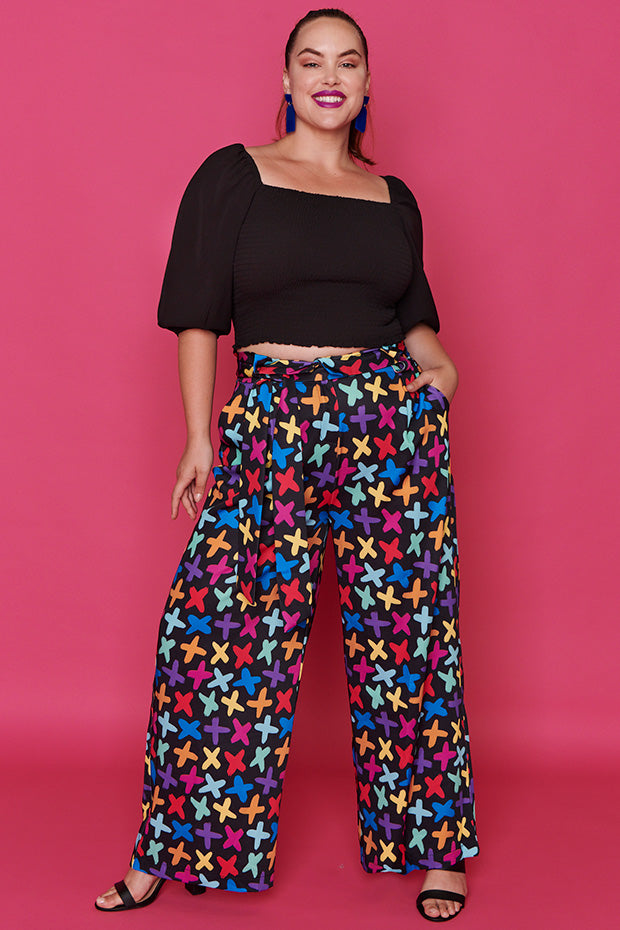 Smile Black Long Sleeve Top – Black crop top