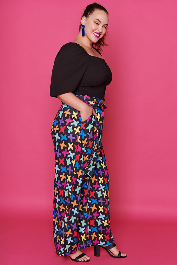 Smile Black Long Sleeve Top – Black crop top