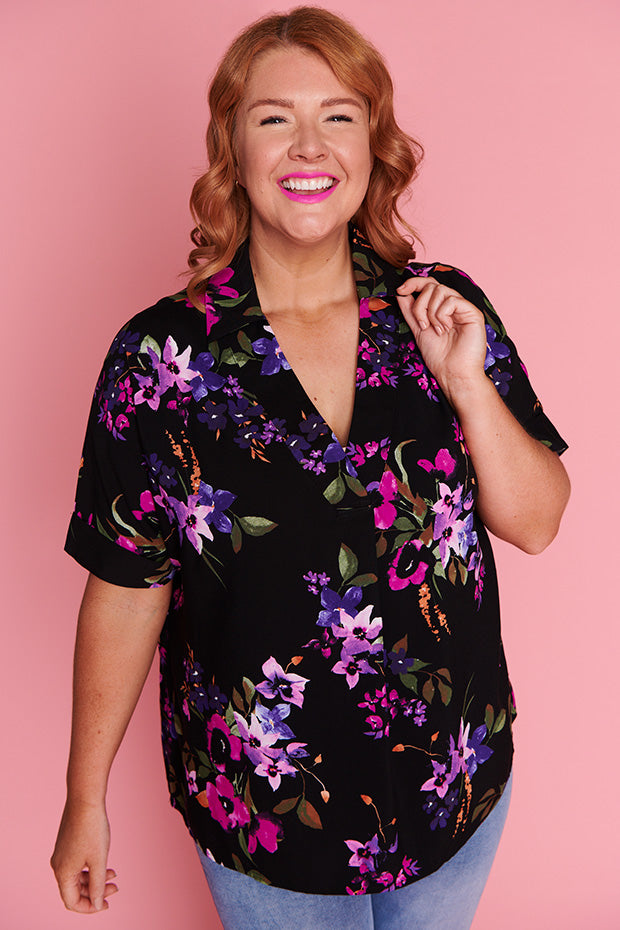 YOURS Plus Size Black Floral Print Cropped Trousers