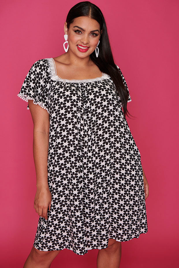 Jane Black Floral Dress – Black Floral knee length dress