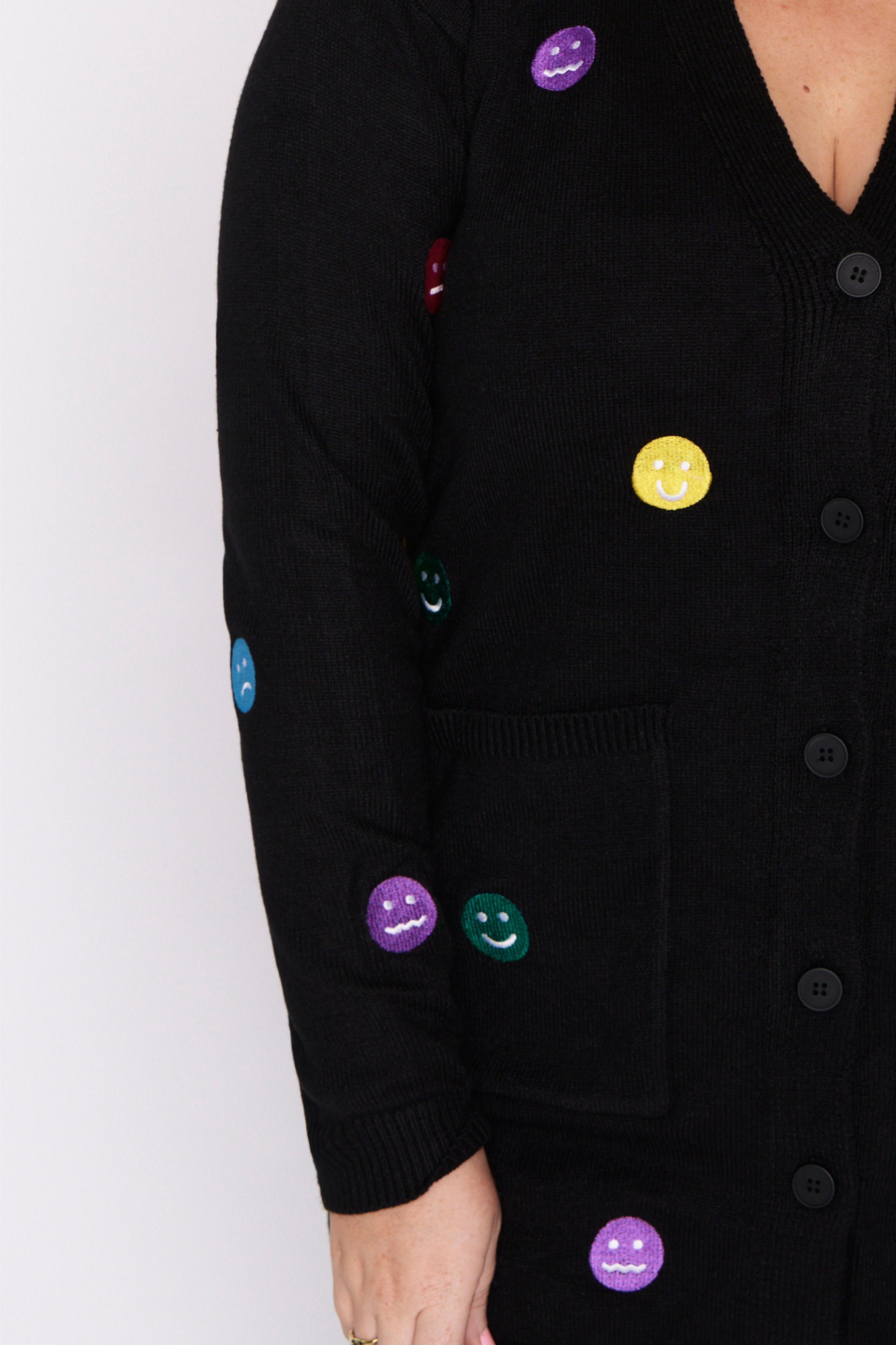 Angela Black All the Feels Cardi – Black All the Feels cardigan