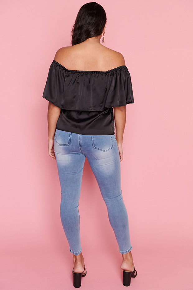 Alivia Black Top – Black crop top