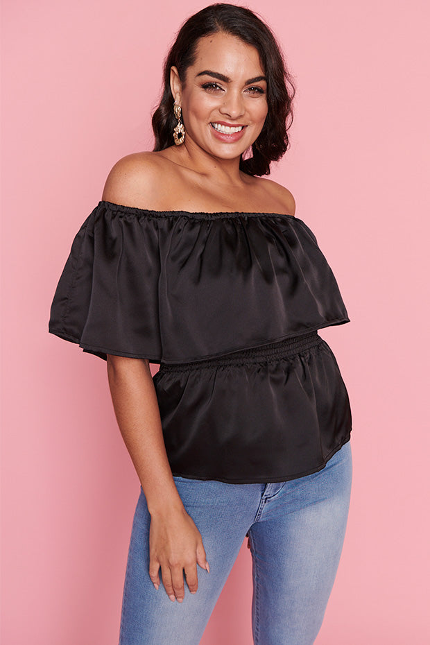Alivia Black Top – Black crop top