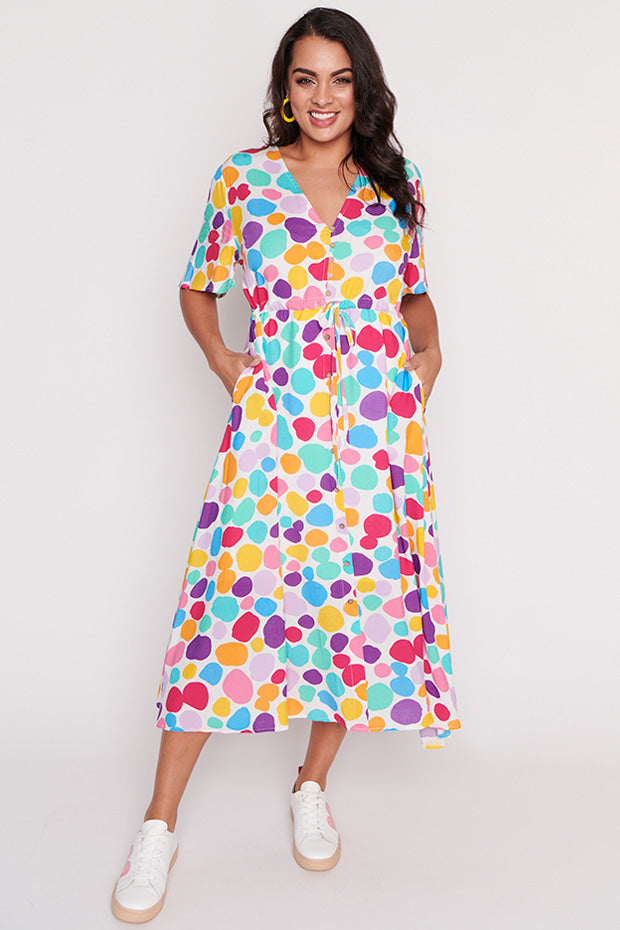 Michelle White Rainbow Pebble Dress – White Rainbow Pebble midi dress