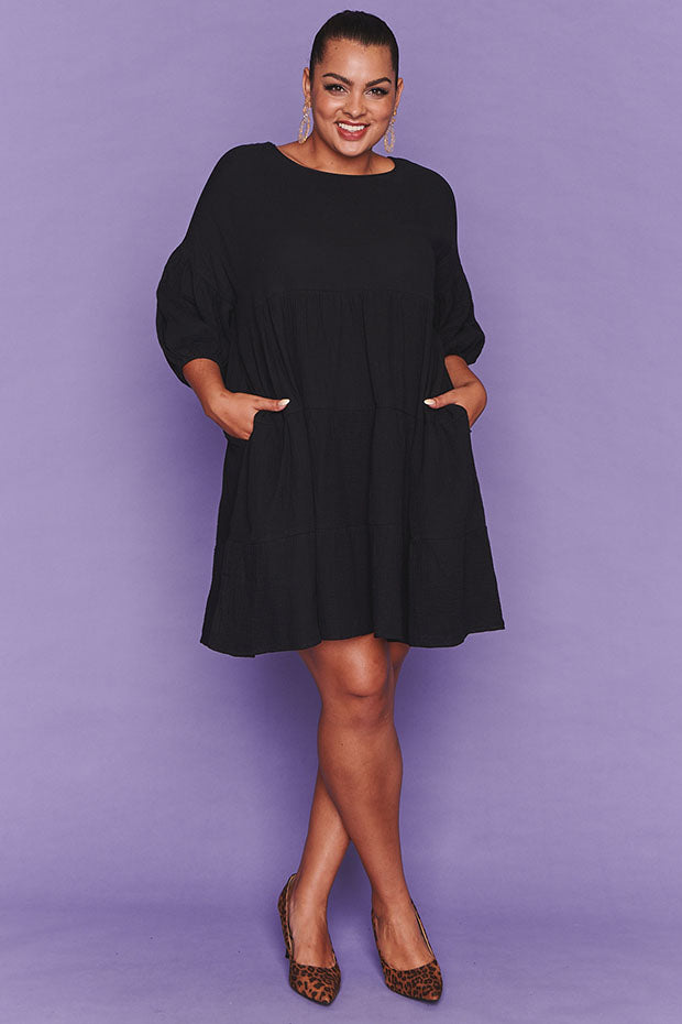 Tuscany Black Dress – Black knee length dress