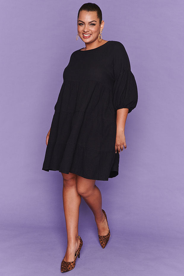 Tuscany Black Dress – Black knee length dress